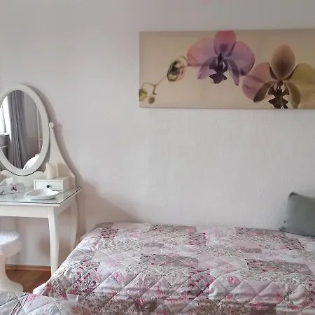 Ferienwohnung Wettin Apartment *