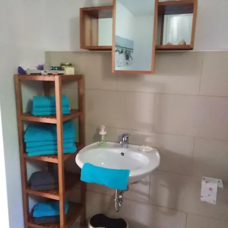 Ferienwohnung Wettin Апартаменты *